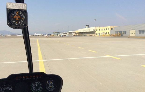 Hubschrauber selber fliegen Feldkirchen in Graz
