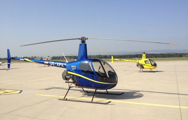 Hubschrauber selber fliegen Feldkirchen in Graz