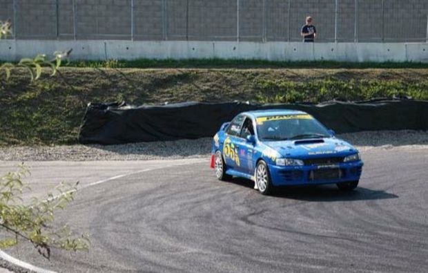 Subaru Impreza fahren in Pavia (6 Rdn) Subaru Impreza fahren in Pavia (6 Rdn)