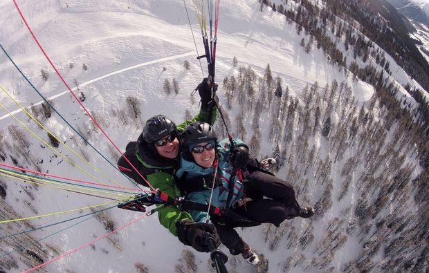 Gleitschirm Tandemflug Davos Graubünden...