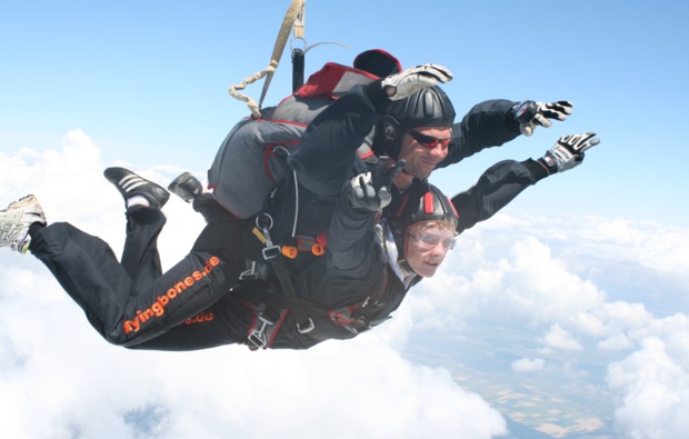 Fallschirm Tandemsprung Tannheim Baden-W... Fallschirm Tandemsprung Tannheim Baden-W...