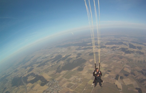 Fallschirm Tandemsprung Tannheim Baden-W... Fallschirm Tandemsprung Tannheim Baden-W...