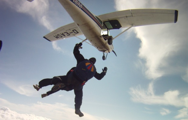 Fallschirm Tandemsprung Tannheim Baden-W... Fallschirm Tandemsprung Tannheim Baden-W...