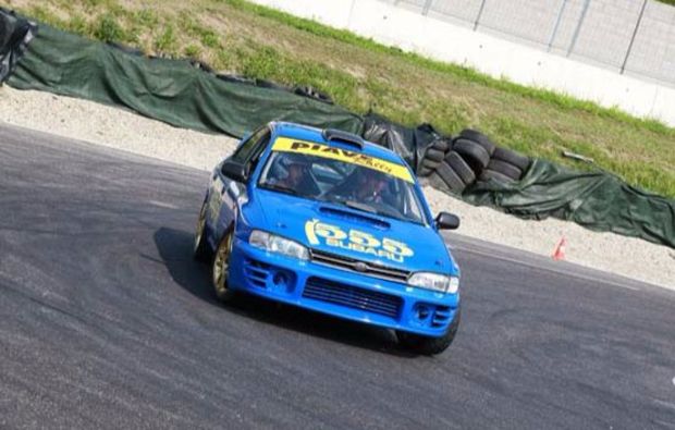 Subaru Impreza fahren in Pavia (4 Rdn)