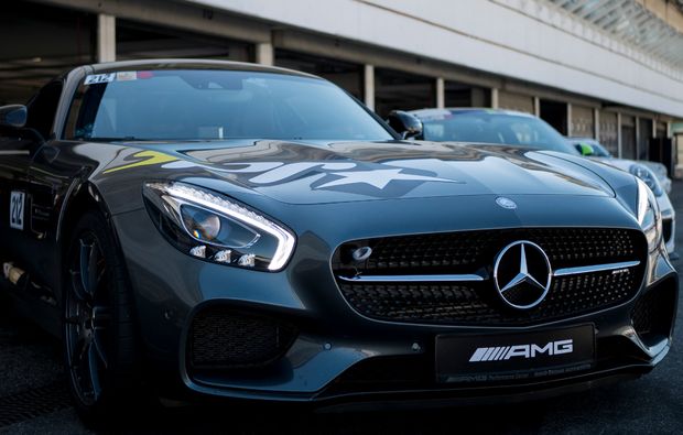 AMG GT-S Oschersleben (4 Rdn.) AMG GT-S Oschersleben (4 Rdn.)