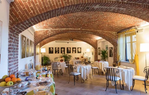 2 Tage (1 Übernachtung) 2 Zauberhafte Unterkünfte Piemont für 2 (1 Nacht) in San Francesco al Campo (TO)