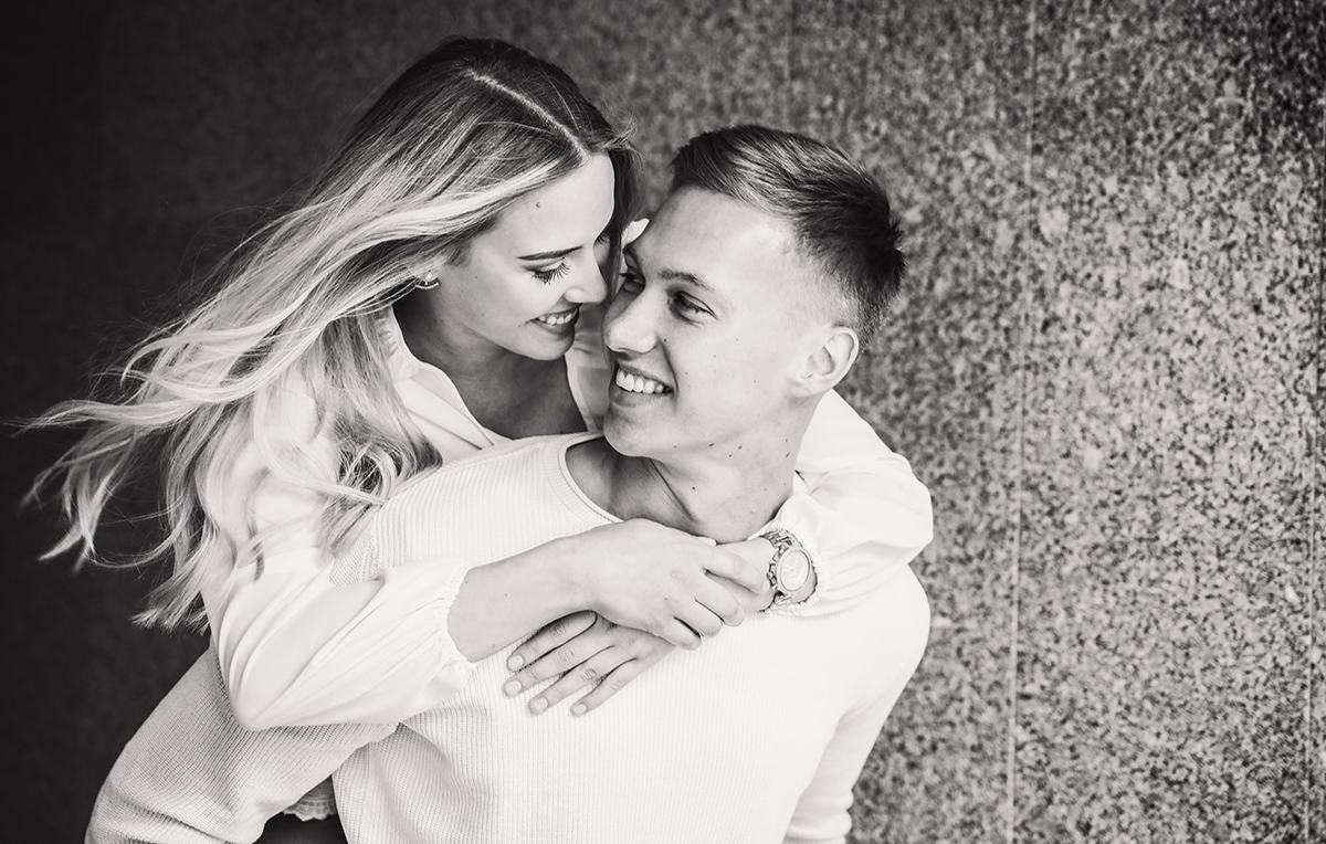 Paar-Fotoshooting Bochum - in Ca. 1 Stunde (reine Shootingzeit: 45 Minuten) Paar-Fotoshooting Bochum - in Ca. 1 Stunde (reine Shootingzeit: 45 Minuten)