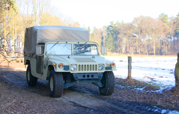 Hummer H1 offroad fahren Stadtoldendorf (60 min) Hummer H1 offroad fahren Stadtoldendorf (60 min)