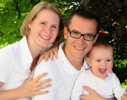 Familien Fotoshooting Wiener Neustadt - in Ca. 2 Stunden Familien Fotoshooting Wiener Neustadt - in Ca. 2 Stunden