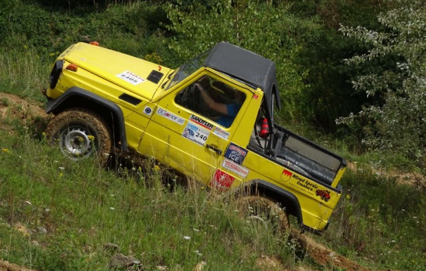 Geländewagen Offroad fahren Großmehring (Mercedes G)