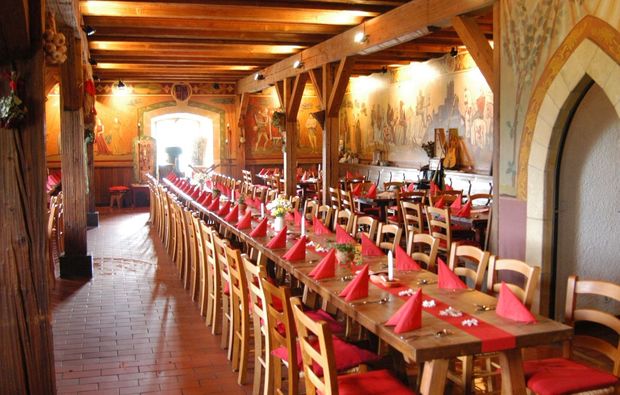 Ritteressen höfische Tafeley in Brodenbach 