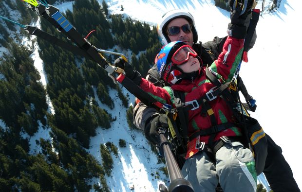 Gleitschirm Tandemflug St. Johann in Tir... Gleitschirm Tandemflug St. Johann in Tir...