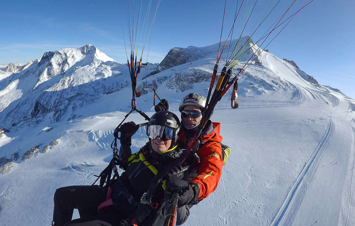 Gleitschirm Thermikflug Fügen Tirol ...