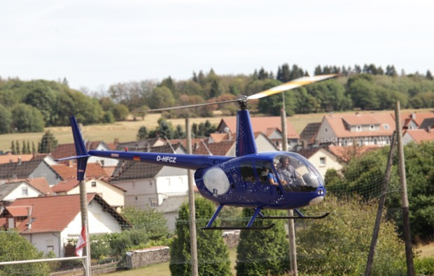 Romantik-Hubschrauber-Rundflug Weiden in...