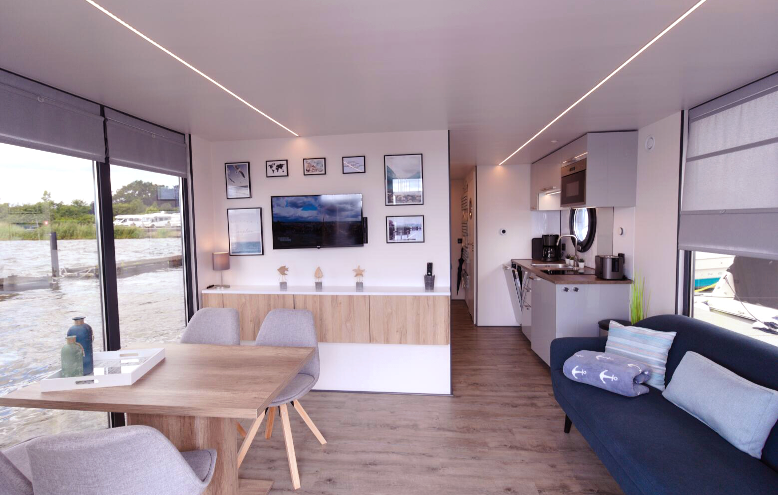 3 Tage (2 Übernachtungen) 3 Hausboot Übernachtung mit Sauna Schleswig für 4 (2 Nächte) in Wird gestellt: Bettwäsche und Handtücher