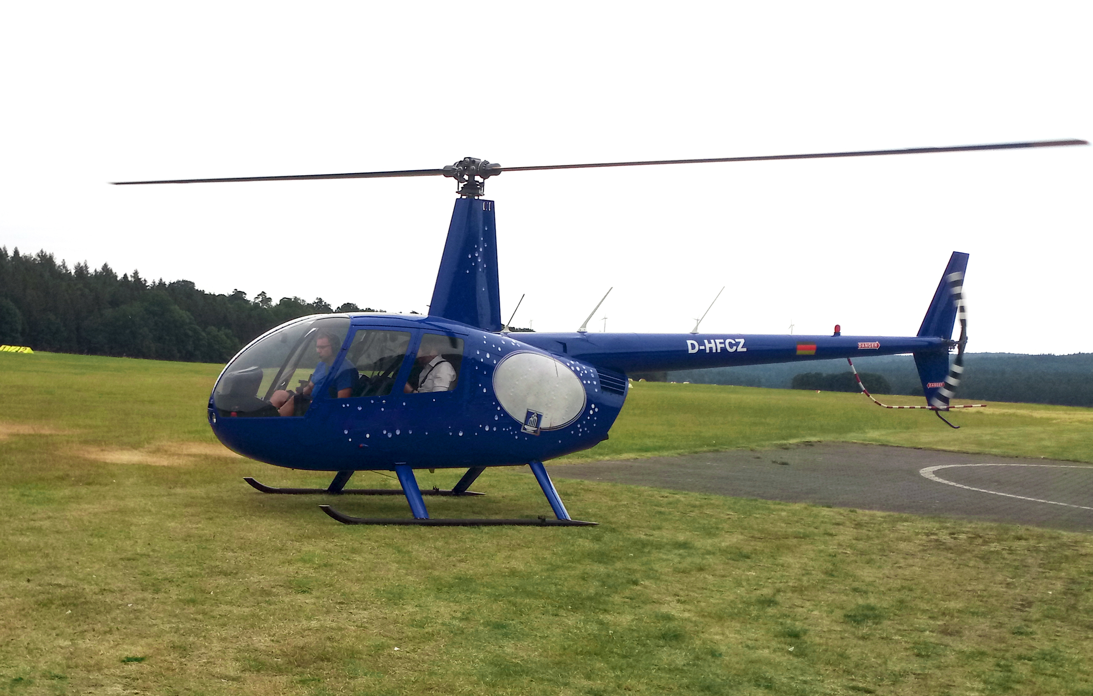 Romantik-Hubschrauber-Rundflug Ebern fü... Romantik-Hubschrauber-Rundflug Ebern fü...