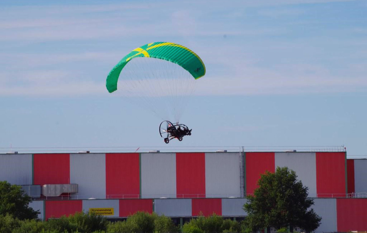 Motorgleitschirm fliegen Hodenhagen Nied...