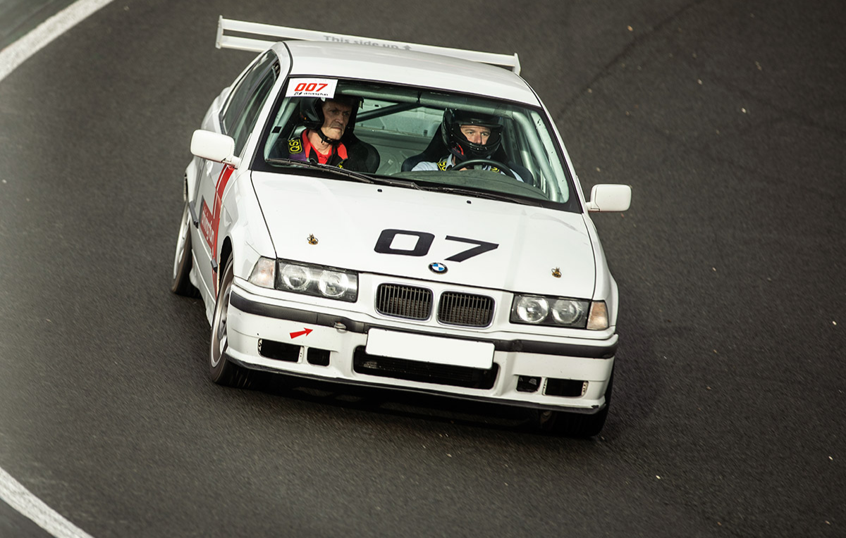 Renntaxi BMW E36 M3 Le Mans (3 Rdn.) Renntaxi BMW E36 M3 Le Mans (3 Rdn.)