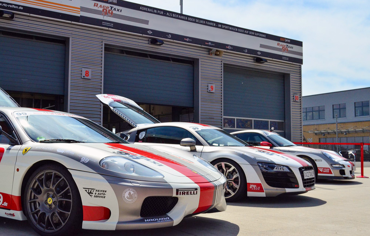 Rennwagen selberfahren Lausitzring (4 Autos á 2 Rdn.)