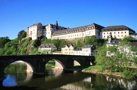 Dinner und Krimi-Show im Schloss Weilburg für 2