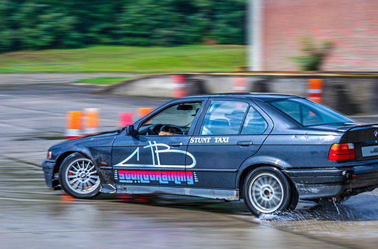 Stuntfahrer Training Raum Osna...
