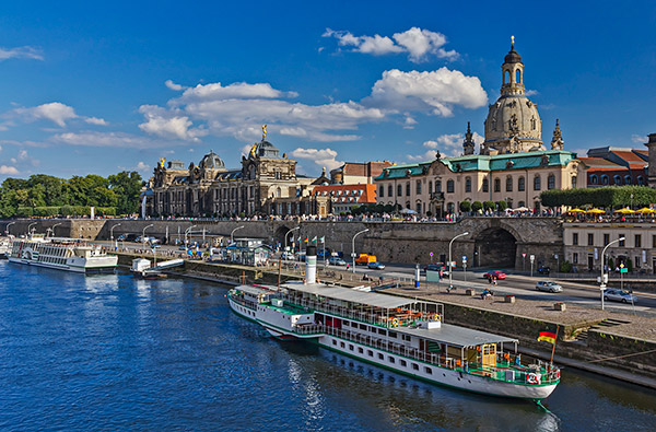 Frühstück & Schiffsrundfahrt Dresden für 2