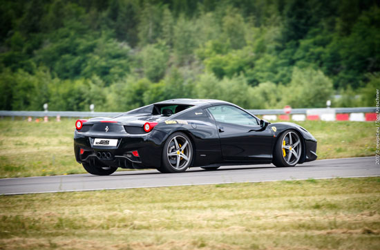 Ferrari 458 selber fahren (6 Runden)