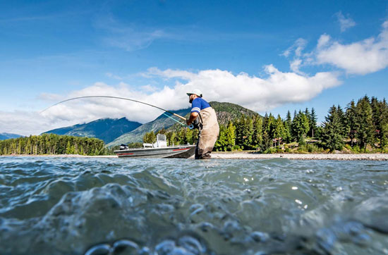 Fliegenfischen mit Luxus-Lodge...