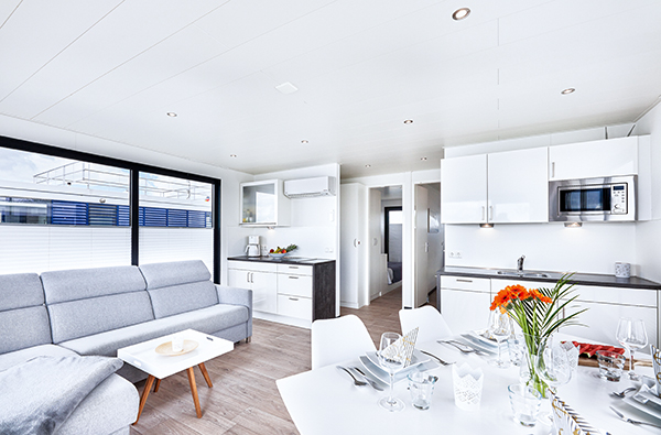 8 Tage Hausboot mieten Ostseebad Boltenhagen (7 Nächte) 8 Tage Hausboot mieten Ostseebad Boltenhagen (7 Nächte)