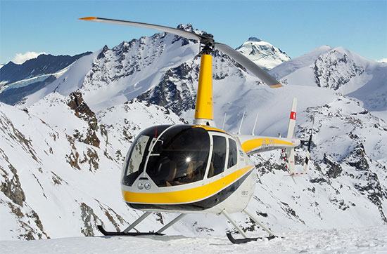 Helikopterflug mit Gletscherla...