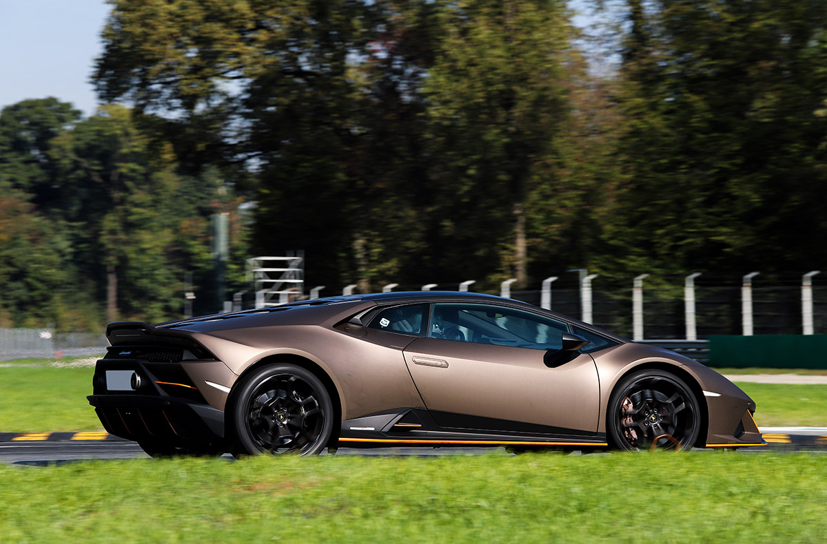 Lamborghini Huracán Evo fahren Hockenheim (2 Rdn.) - Schnell - Schneller - der Lamborghini Huracan EVO Lamborghini Huracán Evo fahren Hockenheim (2 Rdn.) - Schnell - Schneller - der Lamborghini Huracan EVO