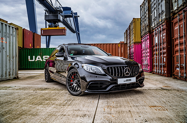 Mercedes AMG C63 S mieten (1 Tag)