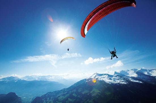 Pärchenflug mit 2 Gleitschirmen Schweiz...