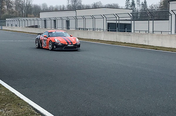 Renntaxi Porsche GT4 fahren Bad Driburg (1,5 Std.) - Ready, set, go! Renntaxi Porsche GT4 fahren Bad Driburg (1,5 Std.) - Ready, set, go!