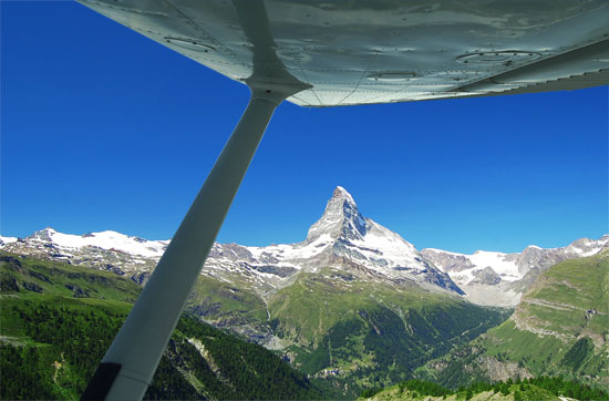 Privat-Rundflug zum Matterhorn für 2