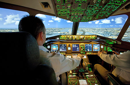 Flugsimulator Boeing 777 in Tü...