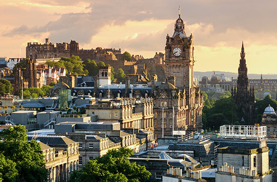Kurztrip Edinburgh mit Castle-Tour für 2 (3 Tage)