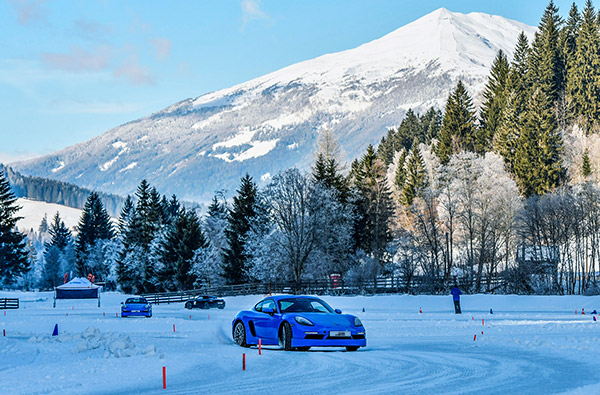 Eis Drift Training im Thomatal...