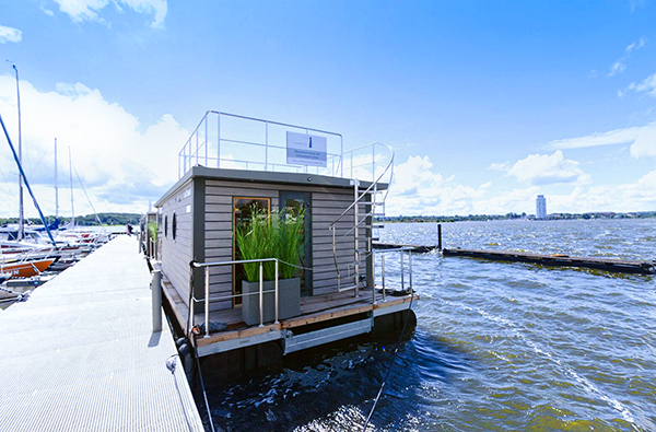 Hausboot mieten mit Sauna für 4 (5 Tage) Hausboot mieten mit Sauna für 4 (5 Tage)