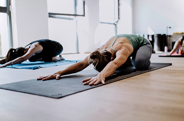 Online Power Vinyasa Yoga (60 ...