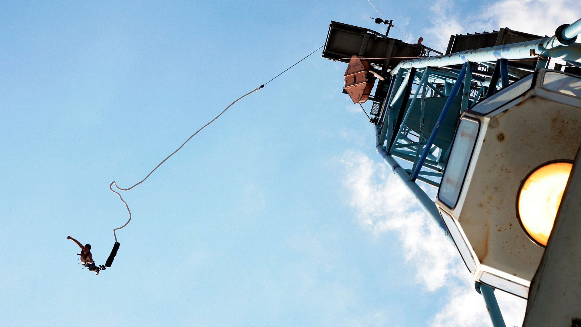 Bungee Jumping Hafenkran Hamburg