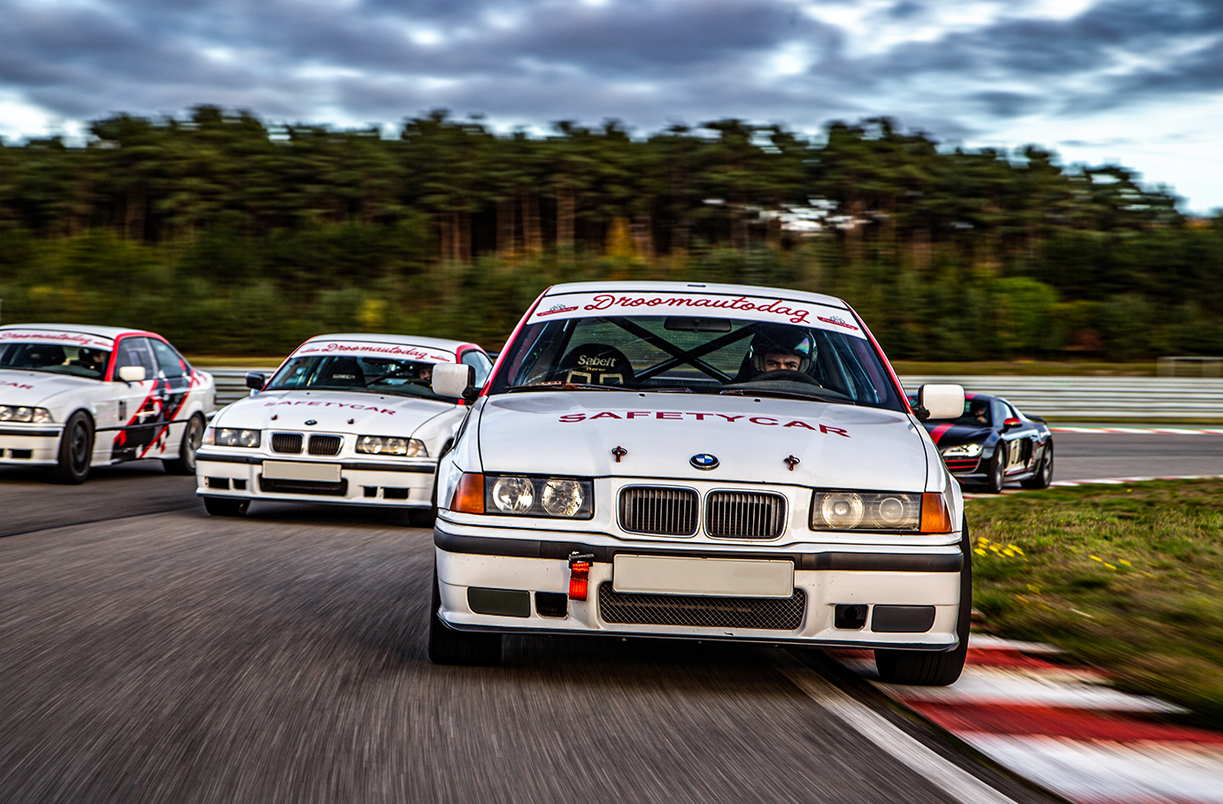 Renntaxi BMW E36 325i (3 Rdn.)