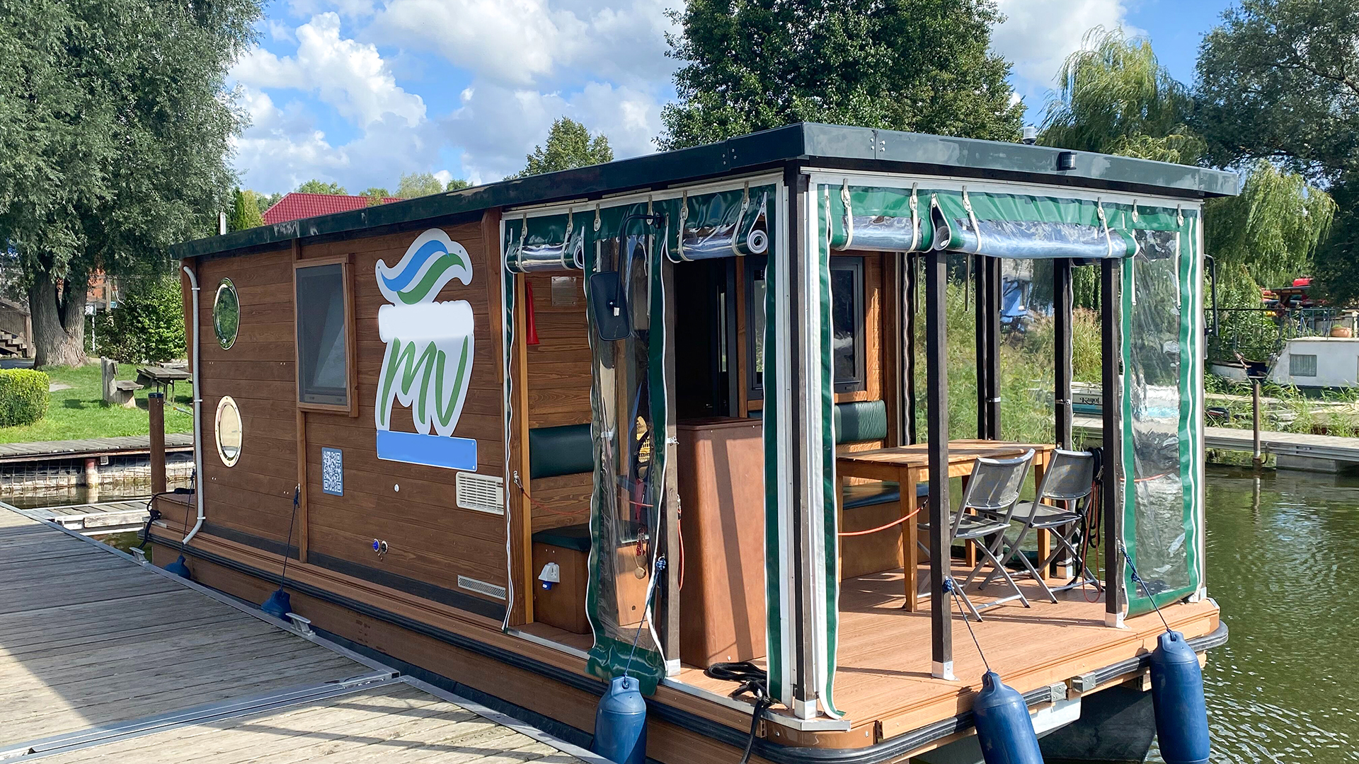 Hausboot Urlaub für 6 (4 Nächte) Priepert (6 Plätze - D7) Hausboot Urlaub für 6 (4 Nächte) Priepert (6 Plätze - D7)