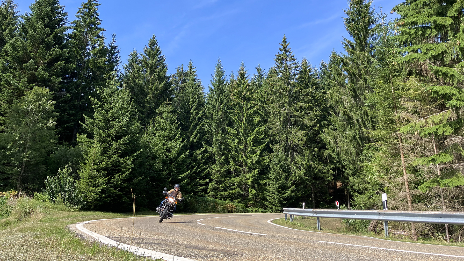 Motorrad mieten Ottersweier - BMW Classic (1 Tag)
