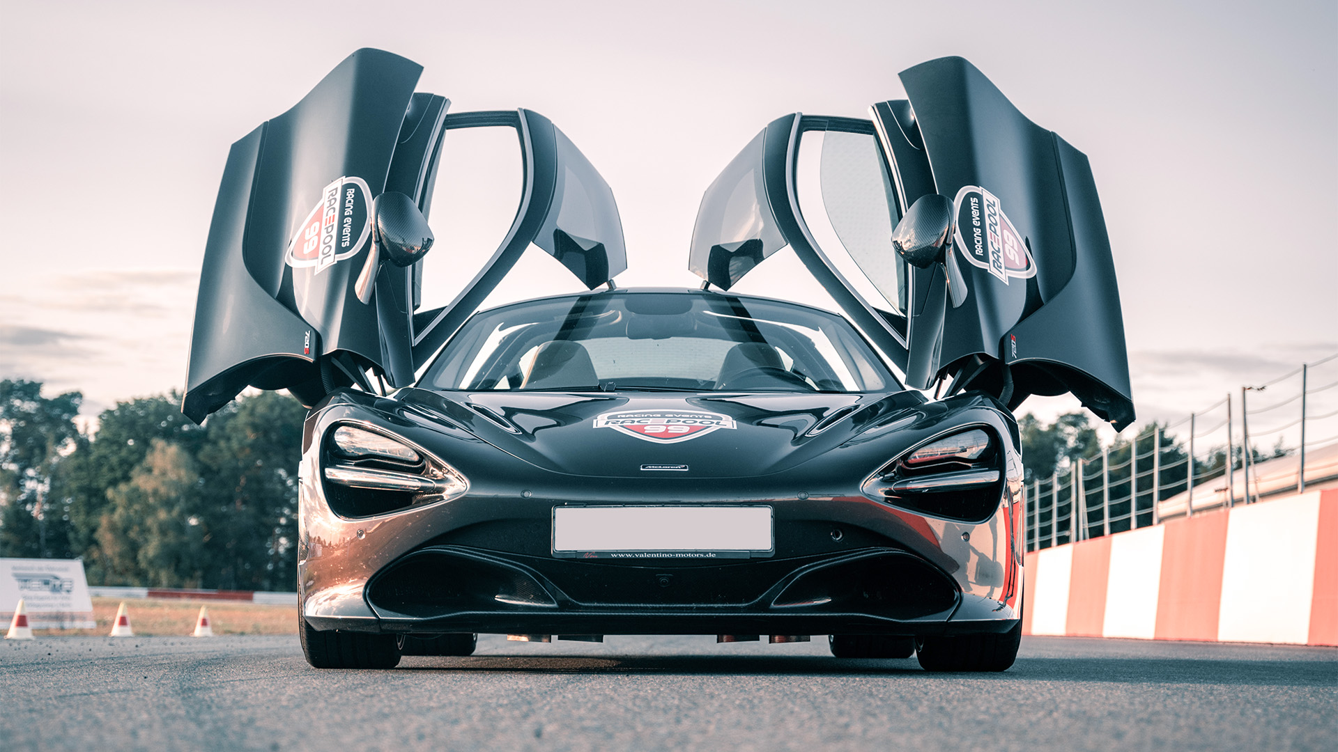 McLaren Rennstreckentraining Schönwald (6 Rdn.)
