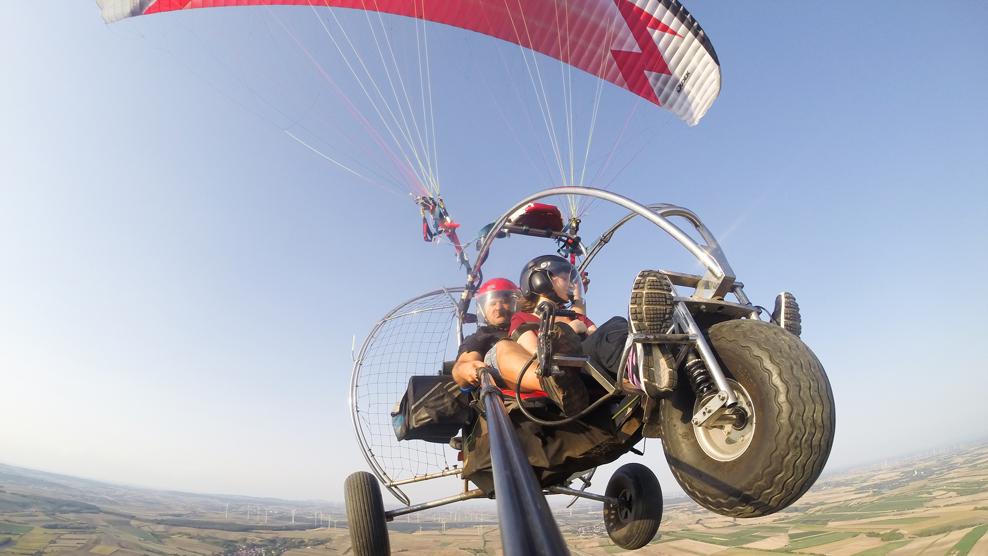 Tandemflug mit Weinverkostung für 2 Gaweinstal – Jetzt erleben! Tandemflug mit Weinverkostung für 2 Gaweinstal – Jetzt erleben!
