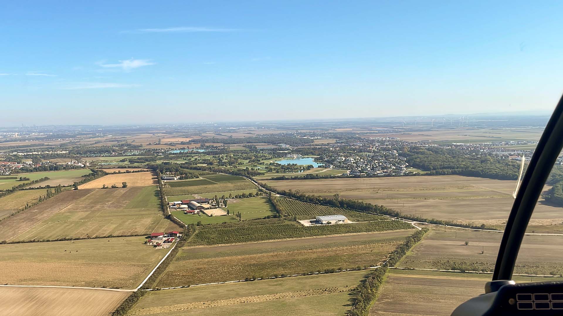 Hubschrauber selber fliegen Kottingbrunn (30 Min.)