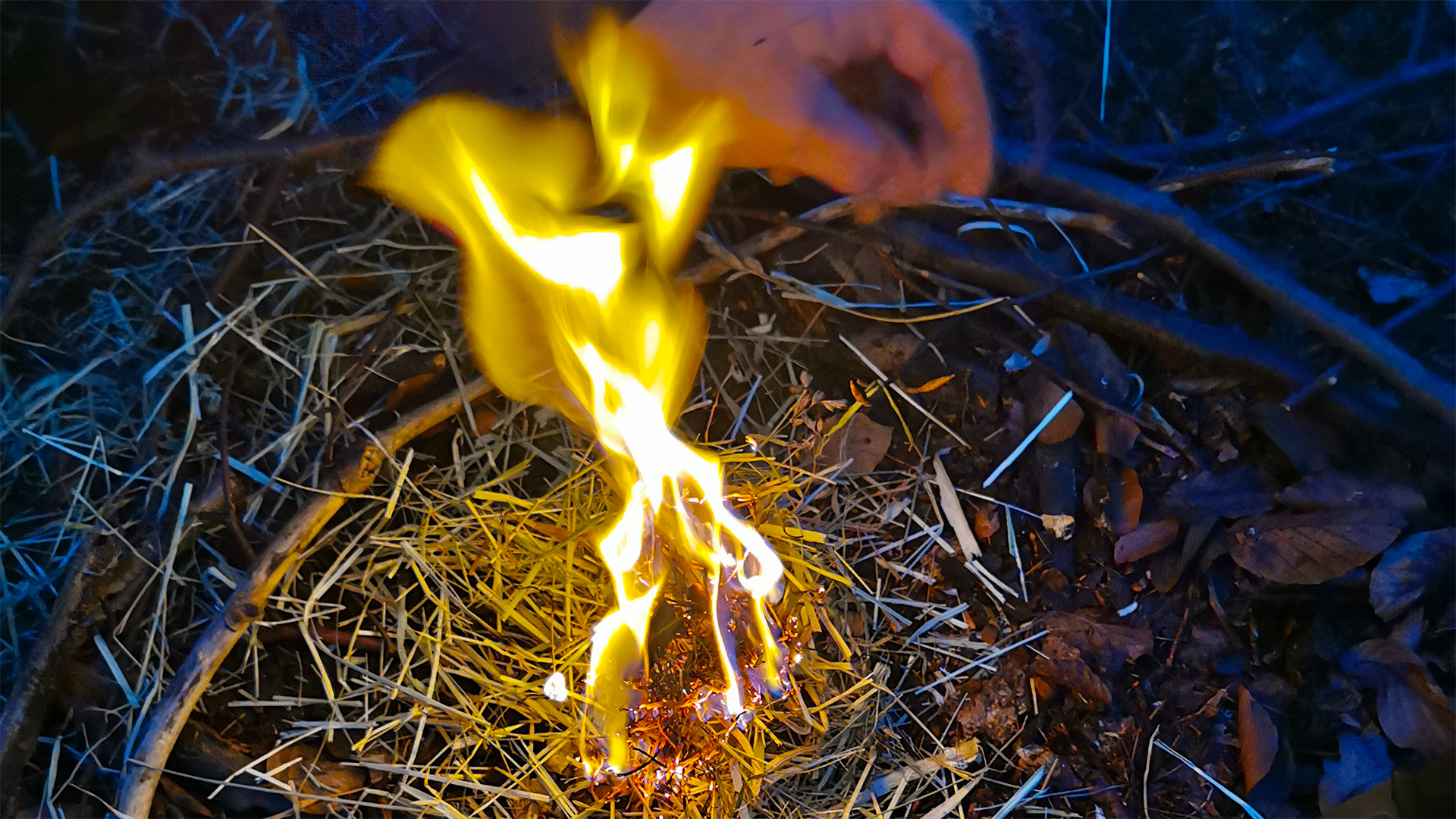 Survivalkurs Wernigerode – Feuer entfachen: Dein Abenteuer im Harz Survivalkurs Wernigerode – Feuer entfachen: Dein Abenteuer im Harz