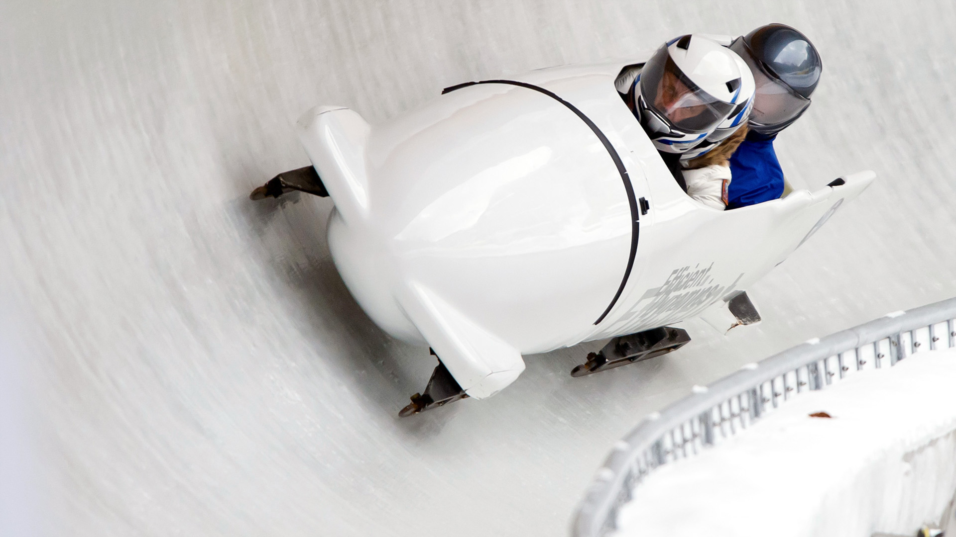 Rennbob-Taxi Königssee – Adrenalin pur: Dein Rennen im Eiskanal! in Schönau a. Königssee