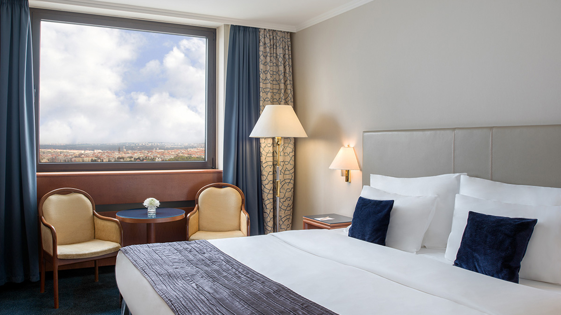 Wellnessreise Prag für 2 (2 Nächte) – Wellness & Kultur: Prags entspannte Seite entdecken Wellnessreise Prag für 2 (2 Nächte) – Wellness & Kultur: Prags entspannte Seite entdecken